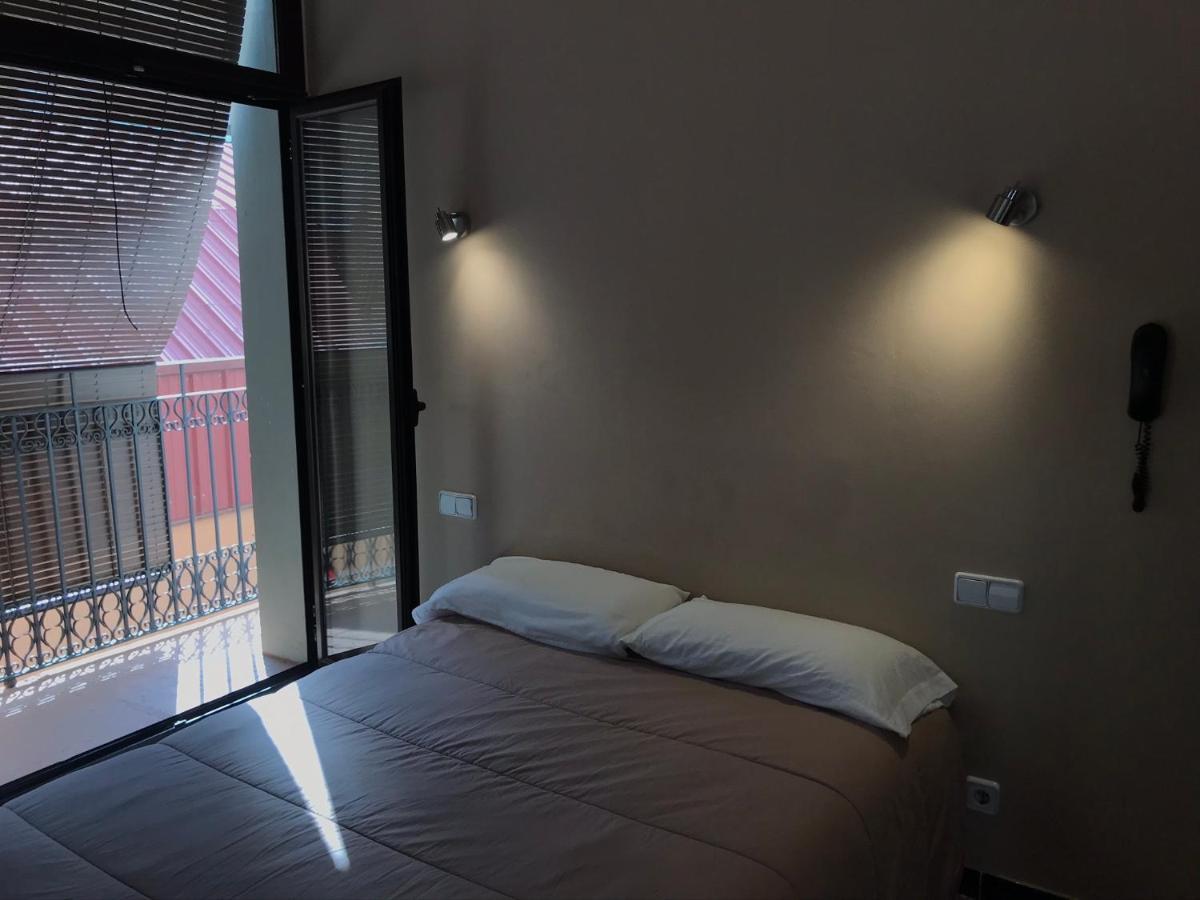 Hostal Radio Barcelona Exterior photo